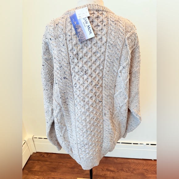 NEW - Made in Ireland wool ARAN MOR Ladies Honeycomb knit Sweater oat colour - Picture 10 of 16